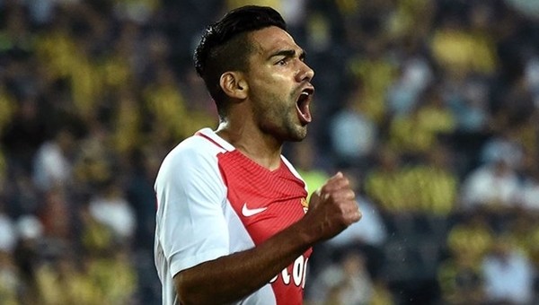 Radamel Falcao, Fenerbahçe maçını tamamlayamadı