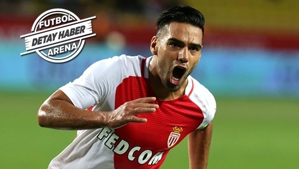 Radamel Falcao tarihe geçti