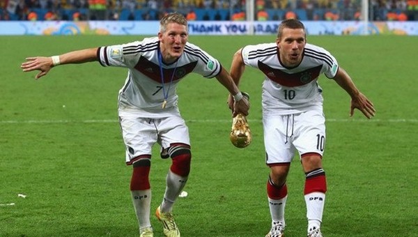 Schweinsteiger'den Podolski'ye veda mesajı