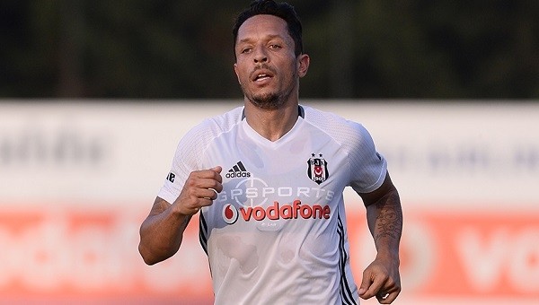 Şenol Güneş'ten Adriano kararı! Alanyaspor...