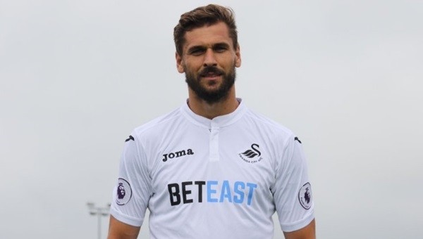 Swansea City, Fernandao Llorente ile anlaştı!