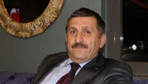 Trabzonspor'da Zeki Öztürk istifa etti