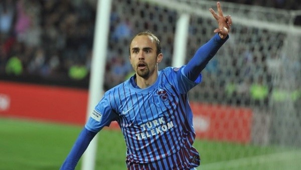 Trabzonspor'un 3.5 milyon euro'ya sattığı Adrian Mierzejewski boşta kaldı