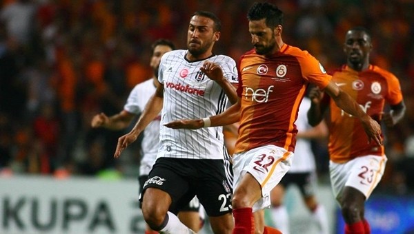 Cenk Tosun'un Galatasaray maçında kaçırdığı goller sosyal medyayı salladı