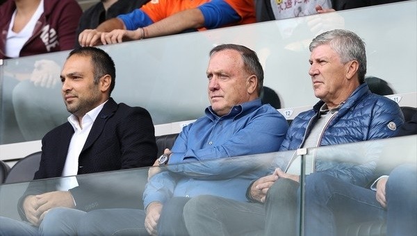 Advocaat'tan Osmanlıspor'a yakın takip