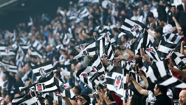 Beşiktaş taraftarından Dinamo Kiev hazırlığı