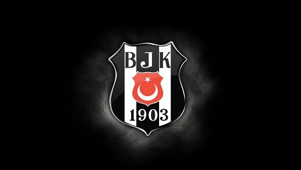 Beşiktaşlı futbolcu maç sonu polisle tartıştı