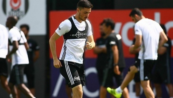 Beşiktaş'ta Oğuzhan Aydoğan sevinci