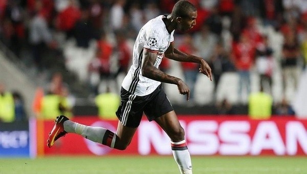 Beşiktaş'tan Benfica'ya gönderme