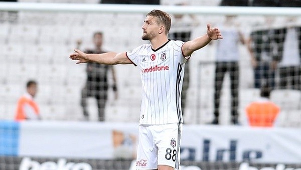 Caner Erkin transfer süreciyle ilgili merak edilenleri yanıtladı