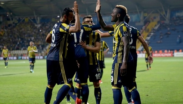 Emenike: 'En iyi performansım yakında'