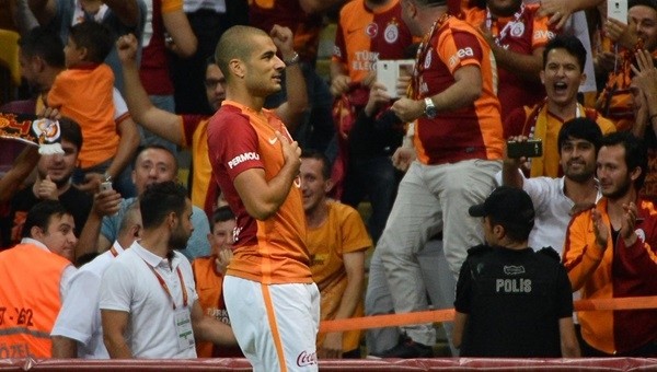 Eren Derdiyok'tan Metin Oktay selamı