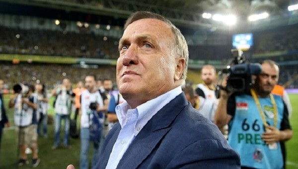 Fenerbahçe yönetiminden Advocaat'a uyarı