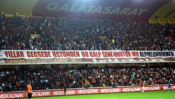 Galatasaray, Alpaslan Dikmen'i unutmadı