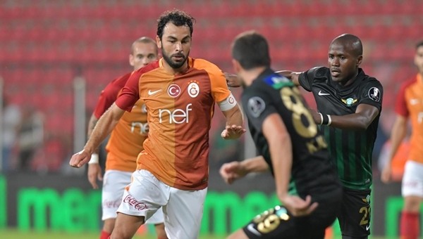 Galatasaray'da Selçuk İnan krizi çözüldü