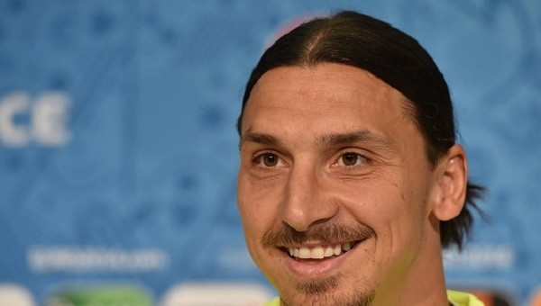 Ibrahimovic yine yaptığı yapacağını