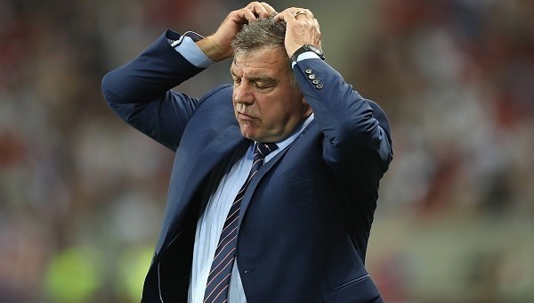 İngiltere, Allardyce'ı kovdu