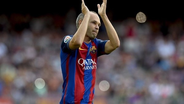 Iniesta, Manchester Cityye gider mi? Açıkladı
