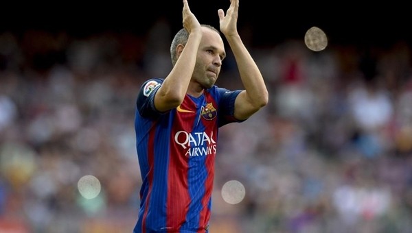 Iniesta, Manchester Cityye gider mi? Açıkladı