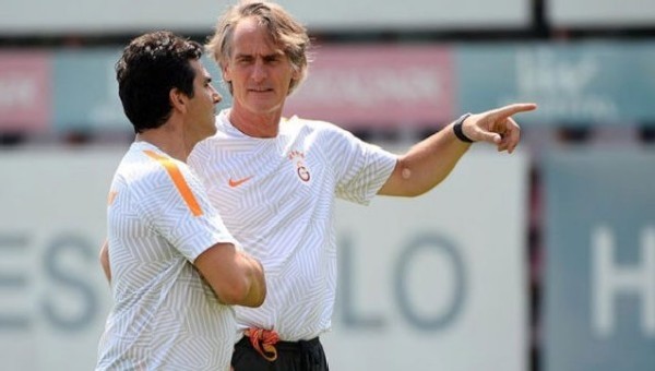 Jan Olde Riekerink'ten altyapı hamlesi