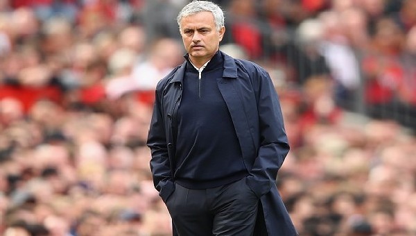 Jose Mourinho hakeme isyan etti