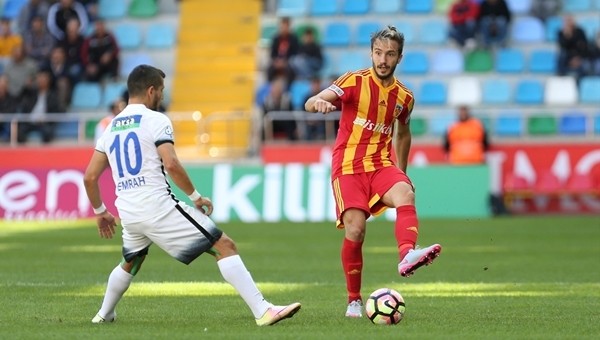 Kayserispor evinde Rizespor'u devirdi