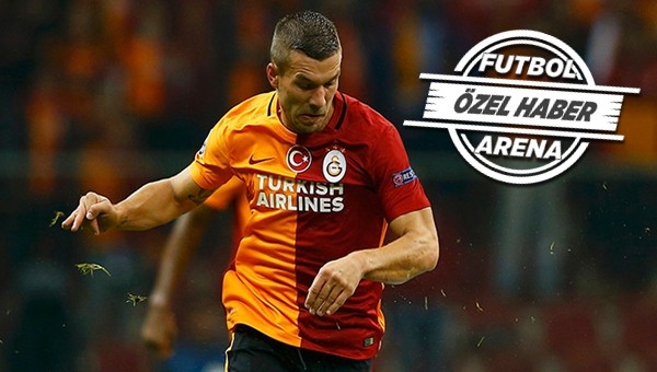 Lukas Podolski derbide oynayacak mı?