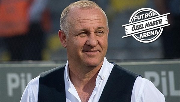 Akhisar Belediyespor'da 2 hoca adayı