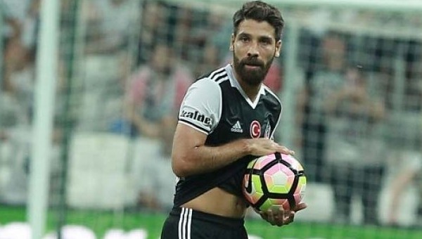 Olcay Şahan'a kulübe yolu göründü