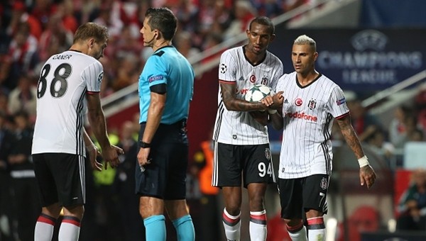 Ricardo Quaresma'dan Benfica taraftarlarına gönderme