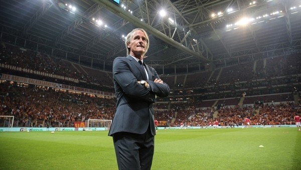 Riekerink'ten hakem Tolga Özkalfa'ya sert tepki