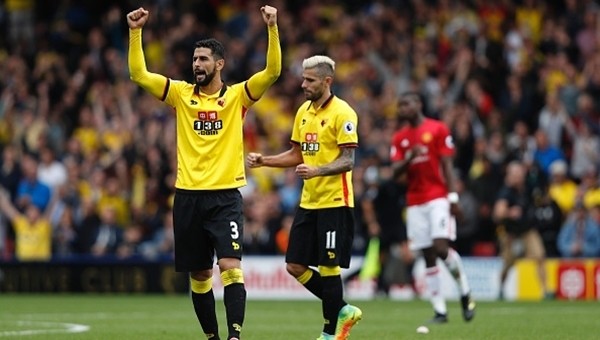 Watford, Manchester United'ı dağıttı