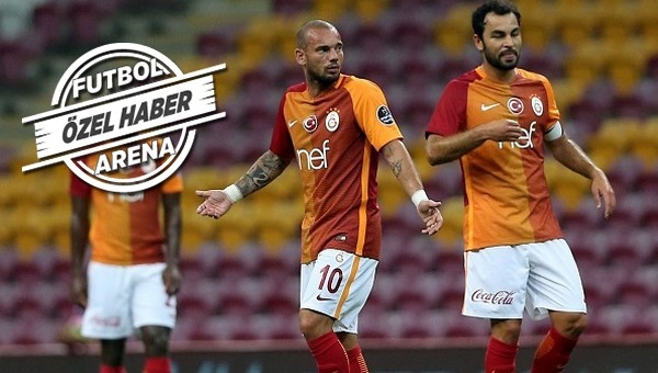 'Wesley Sneijder, Galatasaray'ı yönetiyor'