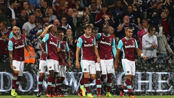 West Ham son dakikada kazandı