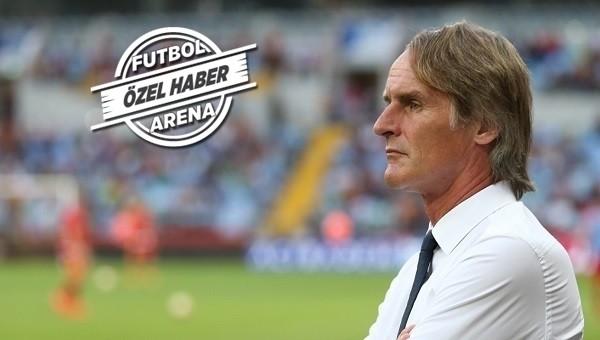 Galatasaray yönetiminden Riekerink'e eleştiri