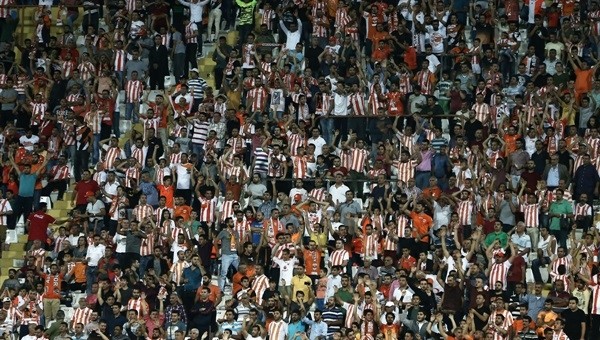 Adanaspor taraftarından bilet protestosu