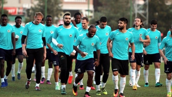 Alanyaspor, Fenerbahçe maçına hazırlanıyor