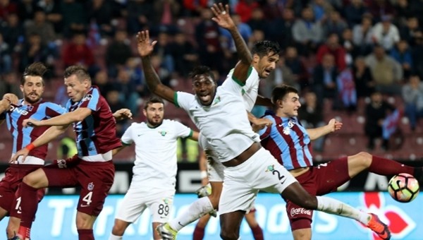 Trabzonspor 0-0 Akhisar Belediyespor maçın özeti