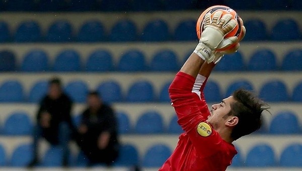 Bahis operasyonunda gözaltına alınan Çağlar Akbaba futbola geri döndü