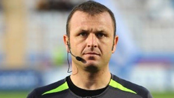 Bursaspor yine 10 kişi! Hakem Tolga Özkalfa...