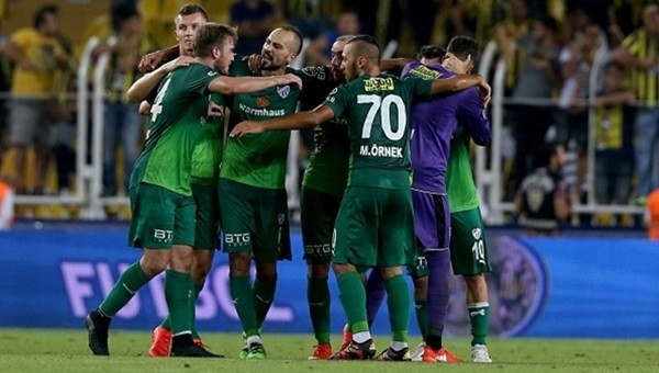 Bursaspor'a yenilen çıkışa geçiyor