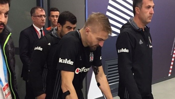 Caner Erkin ameliyattan çıktı! Doktor söyledi...