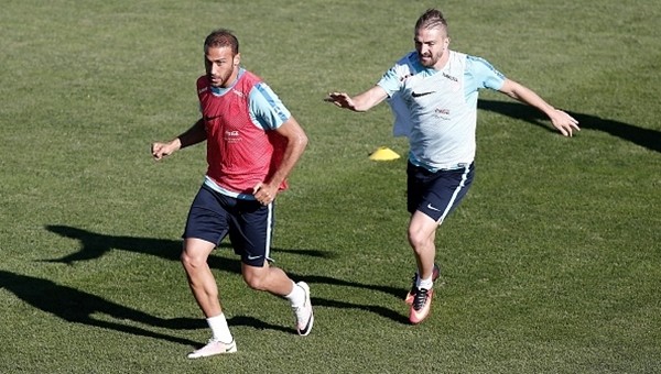 Cenk Tosun ve Caner Erkin idmanda tartıştı