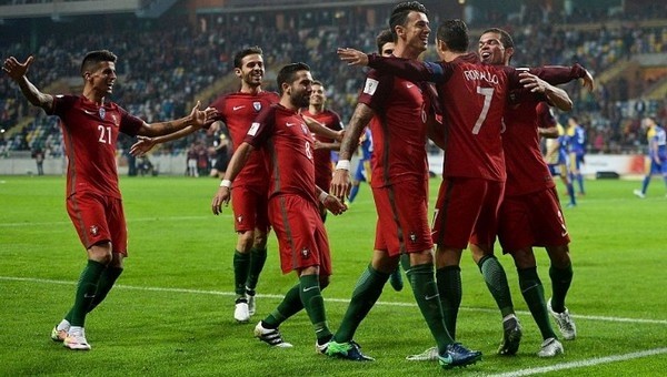 Cristiano Ronaldo coştu, Portekiz fark attı