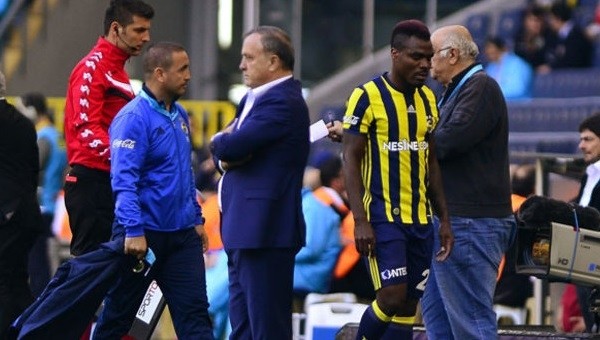 Emenike'ye sert uyarı! 'Saygısızlık yapıyorsun'