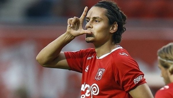 Enes Ünal'ın Zwolle'ye attığı gol (İZLE)