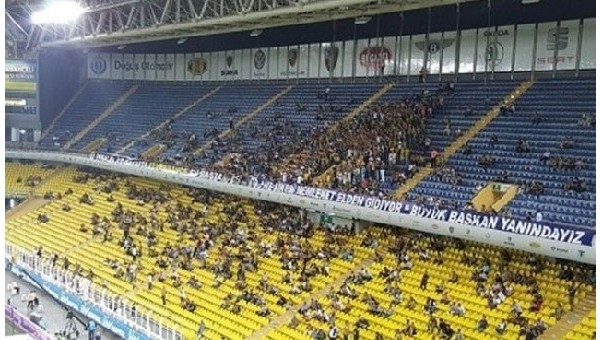 Fenerbahçe'ye Karabük öncesi taraftar şoku