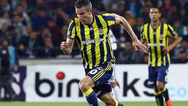 Fenerbahçe'ye Van Persie piyangosu