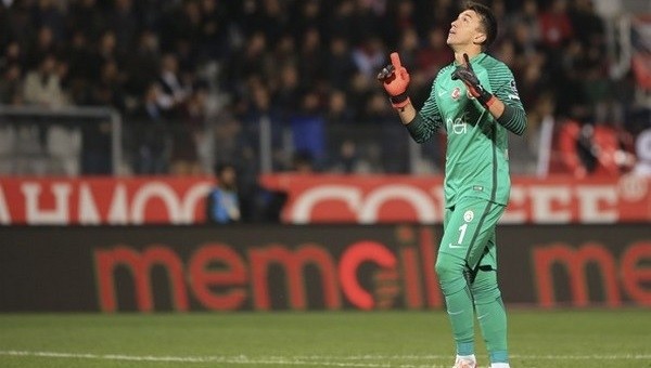 Fernando Muslera'ya soyunma odası sürpriz