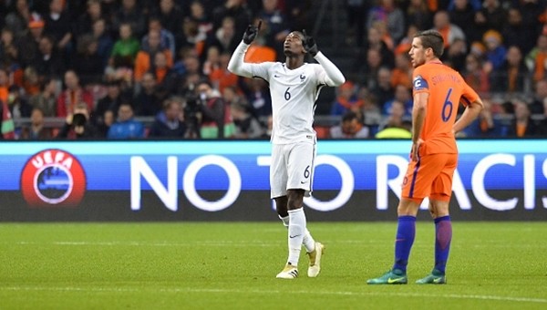 Fransa, Hollanda'yı Pogba ile geçti